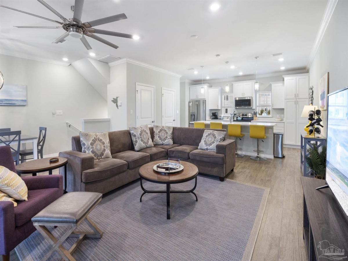 MLS #681687 image #0