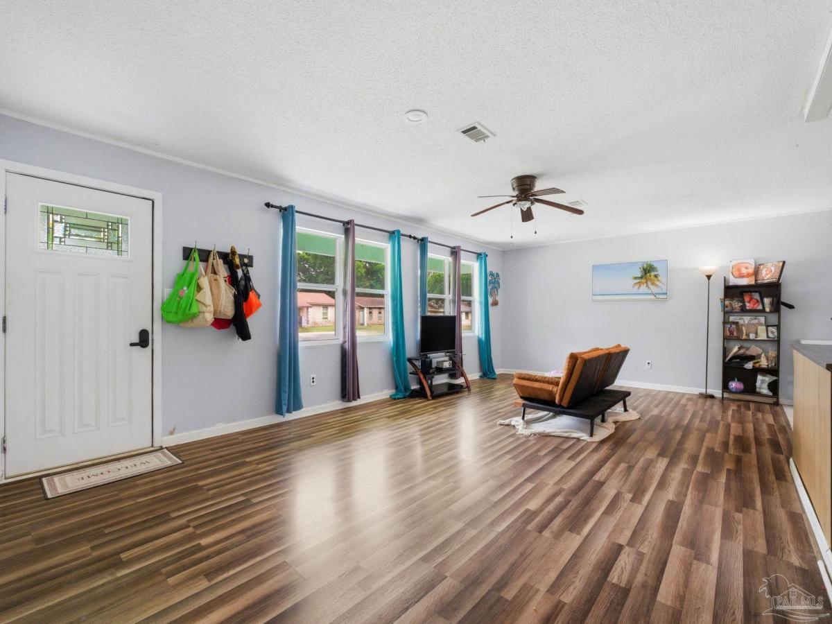 MLS #682334 image #0