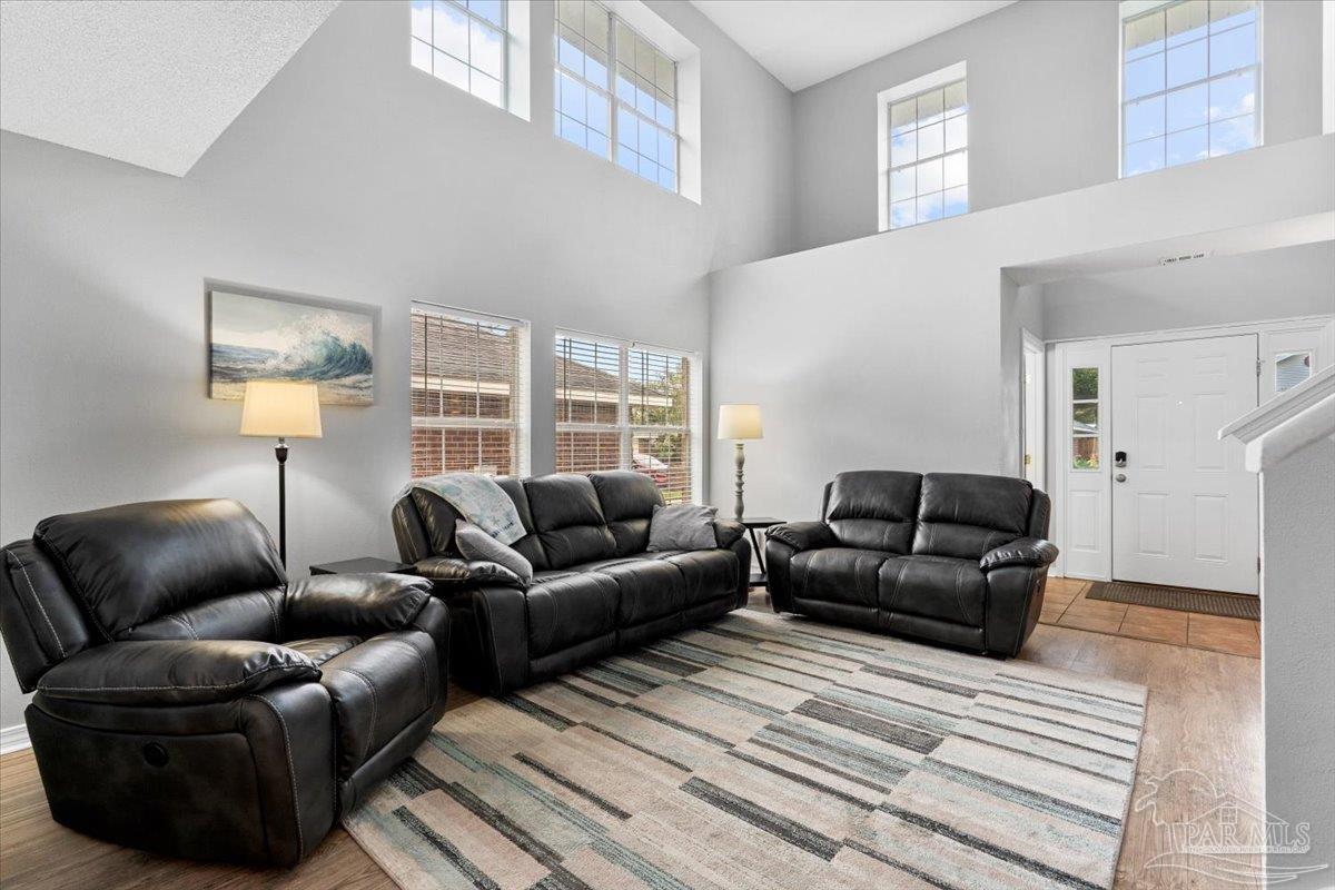 MLS #685926 image #0