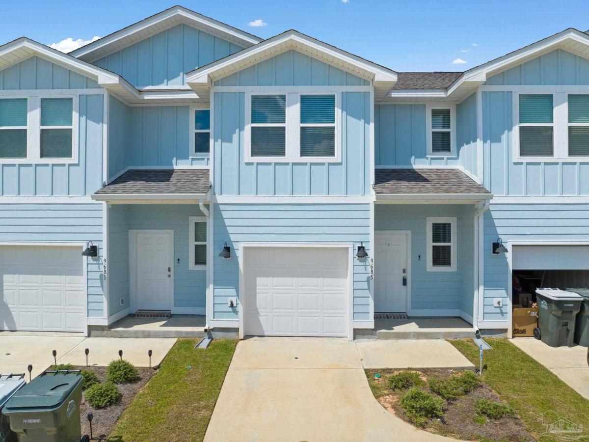 MLS #686126 image #0