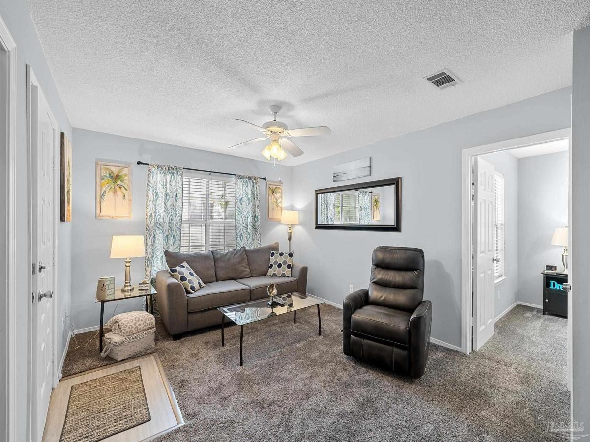 MLS #686795 image #0