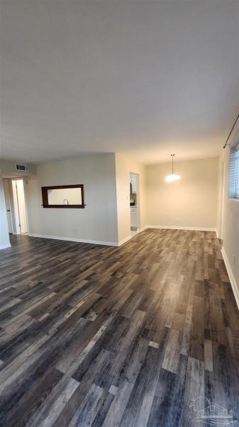 MLS #687754 image #0